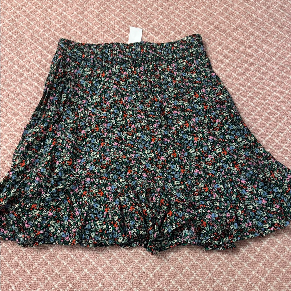 Floral Mini Skirt with Multicolor Pattern